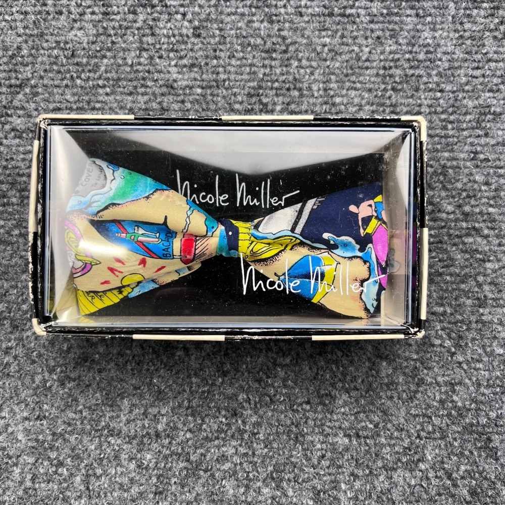 Nicole Miller Vintage Silk Novelty Tropical Beach Drink Pre-Tied Bow Tie